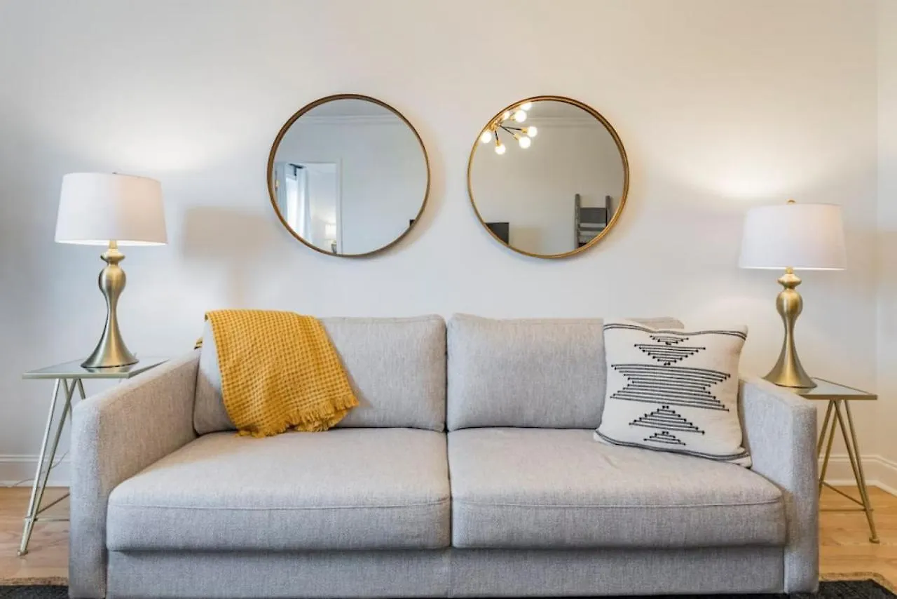 Music City Holiday 2 Bedroom 5 Beds Pool Parking ナッシュビル 別荘