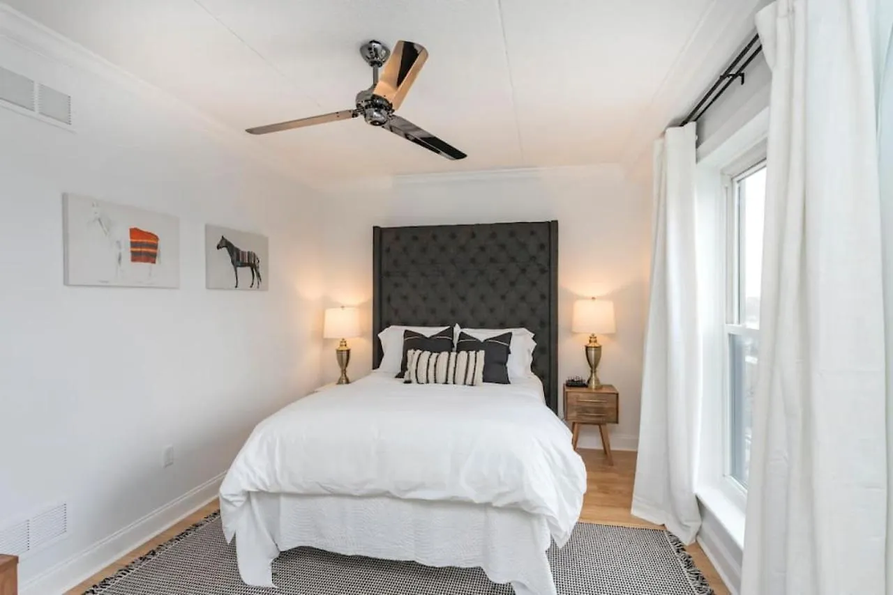 Music City Holiday 2 Bedroom 5 Beds Pool Parking ナッシュビル 0*,